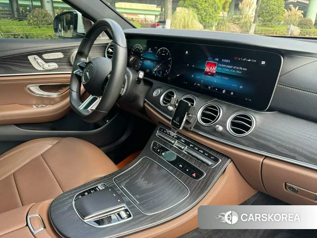 Mercedes-Benz E-class id 4278075 из Китая 8