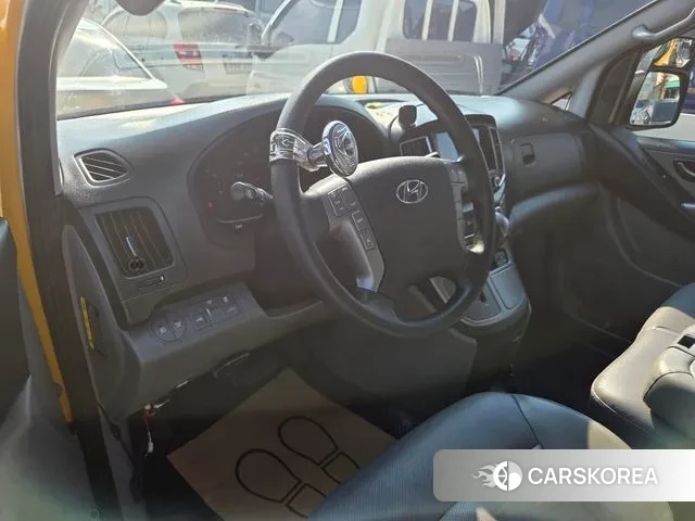 Hyundai The New Grand Starex id 3687222 из Кореи 16