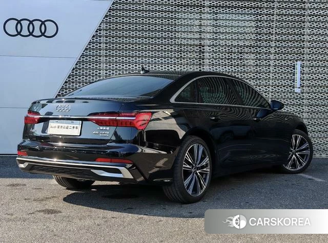 Audi A6L id 4320695 из Китая 13