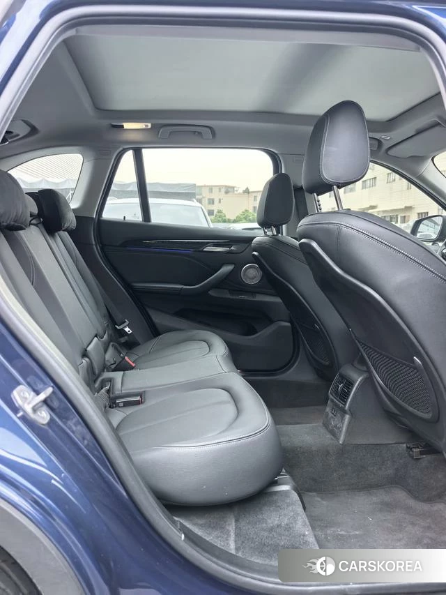 BMW X1 id 4299681 из Китая 19