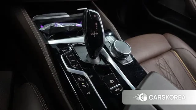 BMW 5 Series (G30) id 3601102 из Кореи 18