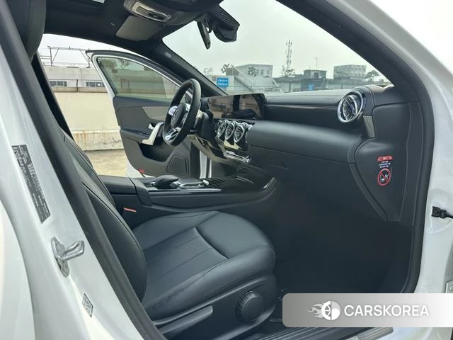 Mercedes-Benz Class A id 4255845 из Китая 12