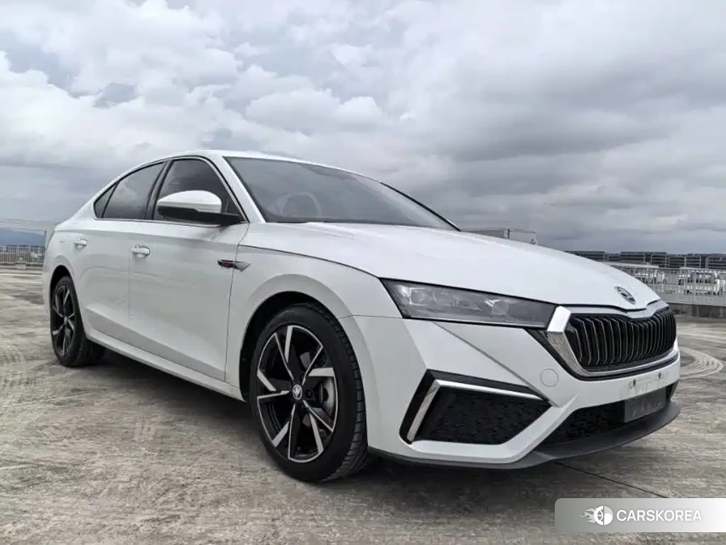 Skoda Octavia id 4565179 из Китая 19