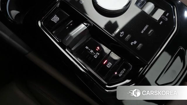 BMW 5 Series (G60) id 4783385 из Кореи 34