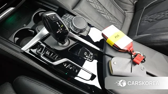 BMW 5 Series (G30) id 3611727 из Кореи 18