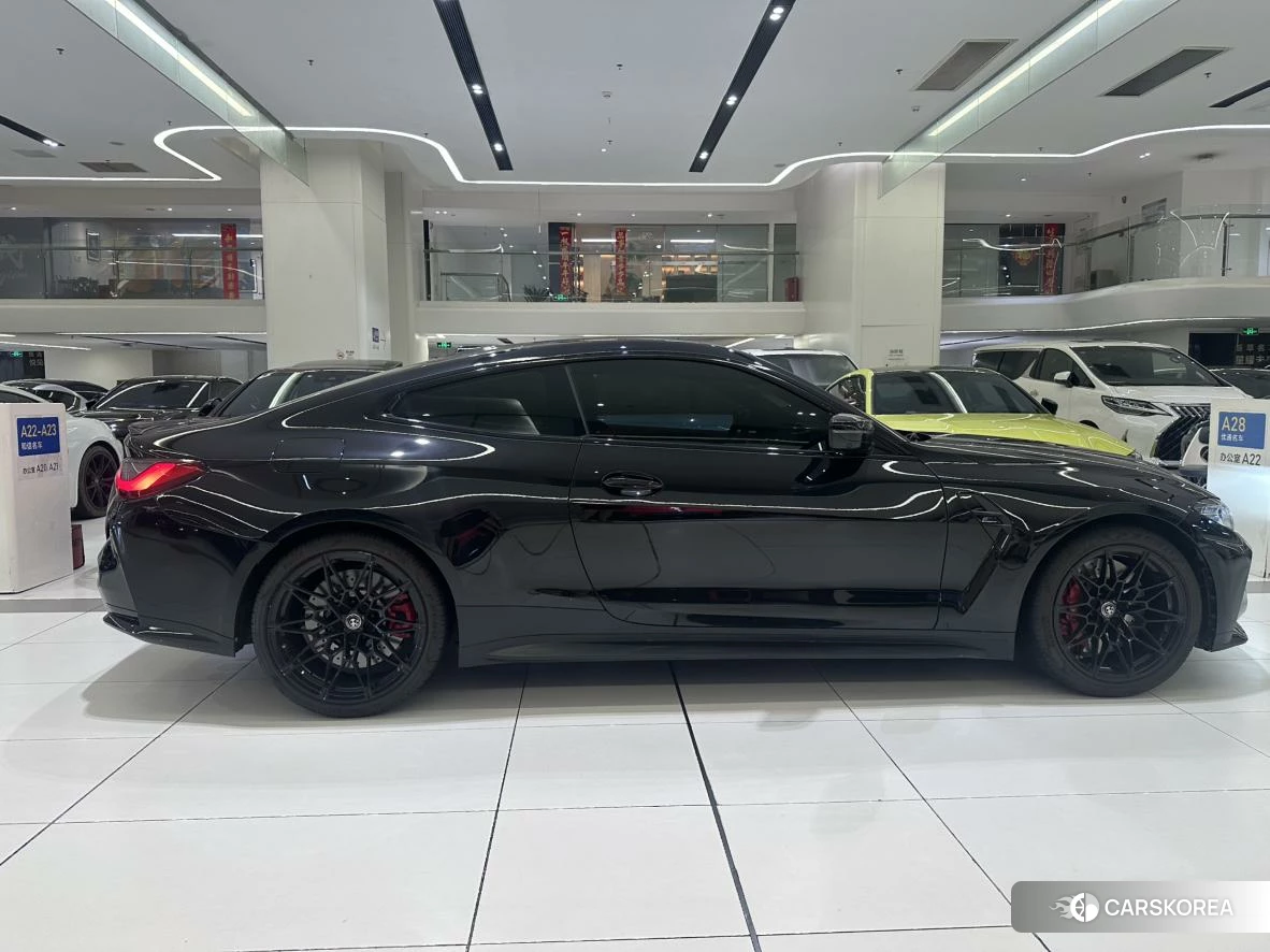 BMW M4 id 4407427 из Китая 10