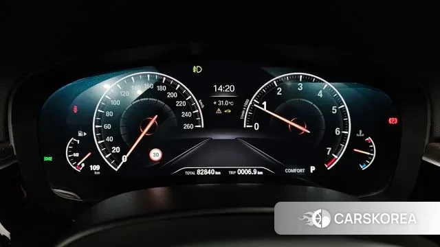 BMW 5 Series (G30) id 3033899 из Кореи 18