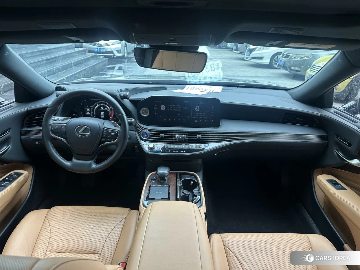 Lexus LS id 4467849 из Китая 8