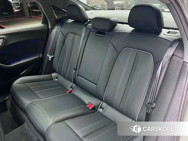 Audi A5L id 4261562 из Китая 25