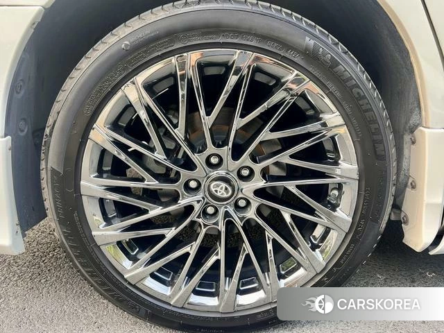Toyota Elfa id 4300310 из Китая 14