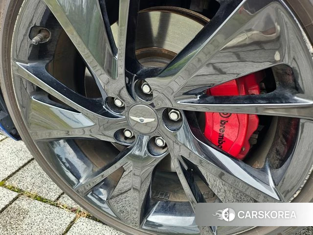 Genesis The New G70 id 4768452 из Кореи 18