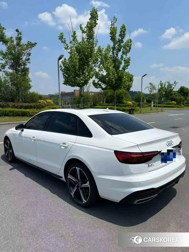 Audi A4L id 4301086 из Китая 11