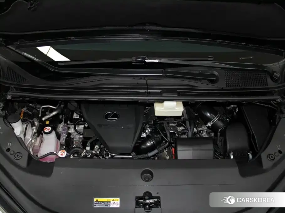 Lexus LM id 4654456 из Китая 42