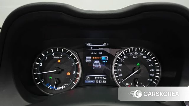 Infiniti Q50 id 4568664 из Кореи 30