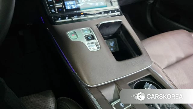 Hyundai The New Grandeur IG Hybrid id 3942302 из Кореи 18