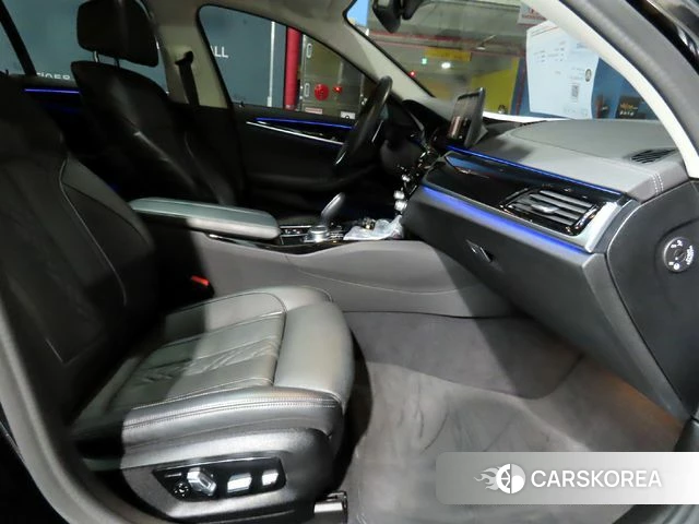 BMW 5 Series (G30) id 4918053 из Кореи 18
