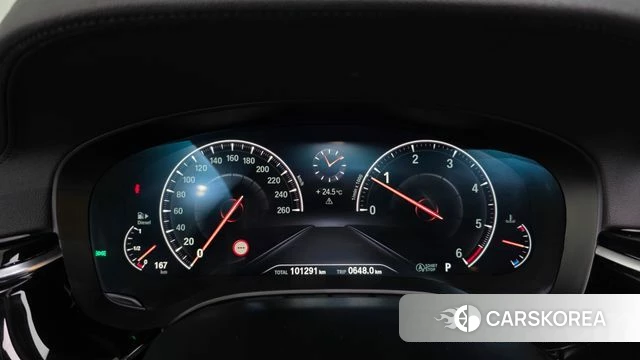 BMW 5 Series (G30) id 4562921 из Кореи 35