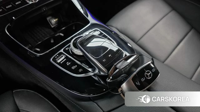 Mercedes-Benz E-Class W213 id 4615198 из Кореи 29