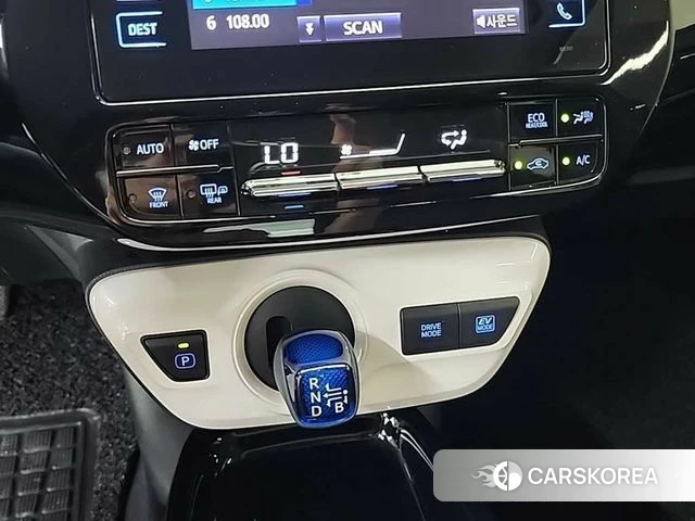 Toyota Prius 4th Generation id 4339703 из Кореи 16
