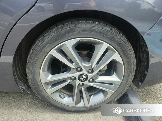 Hyundai Avante AD id 4557904 из Кореи 18