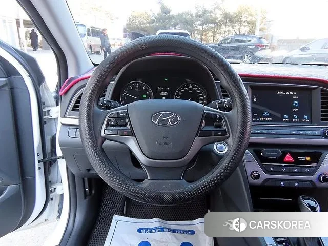 Hyundai Avante AD id 3706259 из Кореи 16