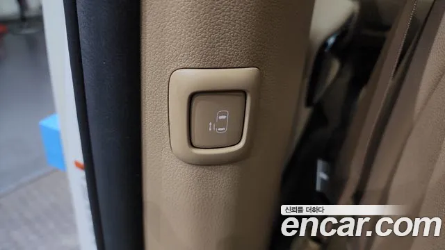 Kia The New Carnival id 2645405 из Кореи 18