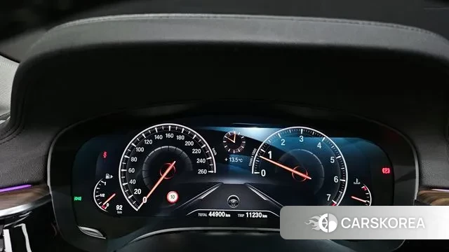 BMW 5 Series (G30) id 3307920 из Кореи 18