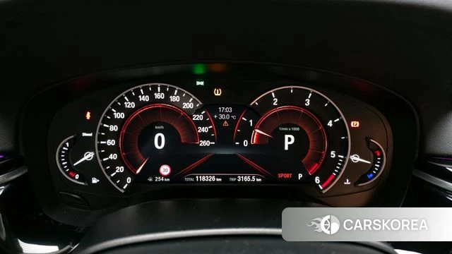 BMW 5 Series (G30) id 4385127 из Кореи 30