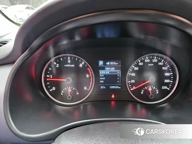 Kia Stonic id 3259612 из Кореи 18