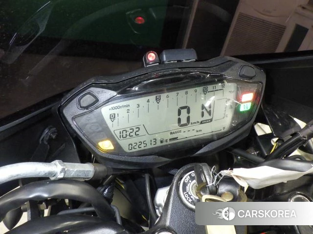 Проданный Suzuki SV650 id 3947094 из Японии, фото 30