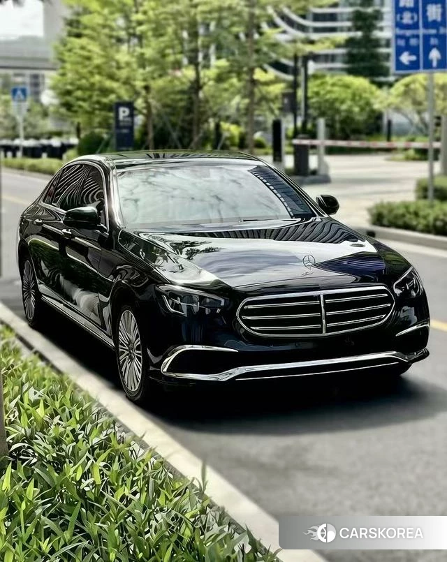Mercedes-Benz E-class id 4260897 из Китая 9