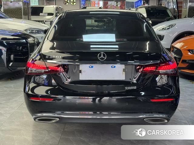 Mercedes-Benz E-class id 4306844 из Китая 9