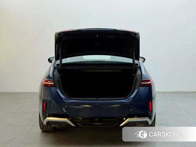 BMW i5 id 4273011 из Китая 16