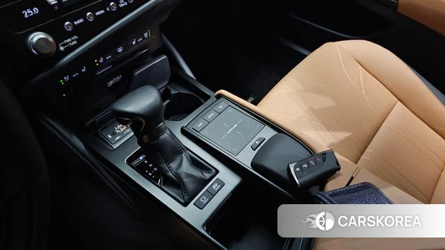 Lexus ES300h 7th generation id 4864005 из Кореи 39