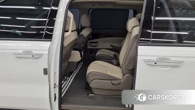 Kia Carnival 4th generation id 3691026 из Кореи 16