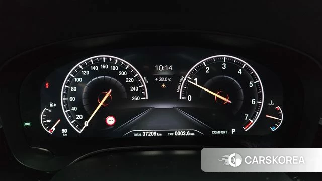 BMW 5 Series (G30) id 4620197 из Кореи 33