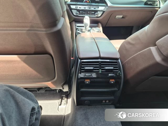BMW 5 Series (G30) id 4292801 из Кореи 18