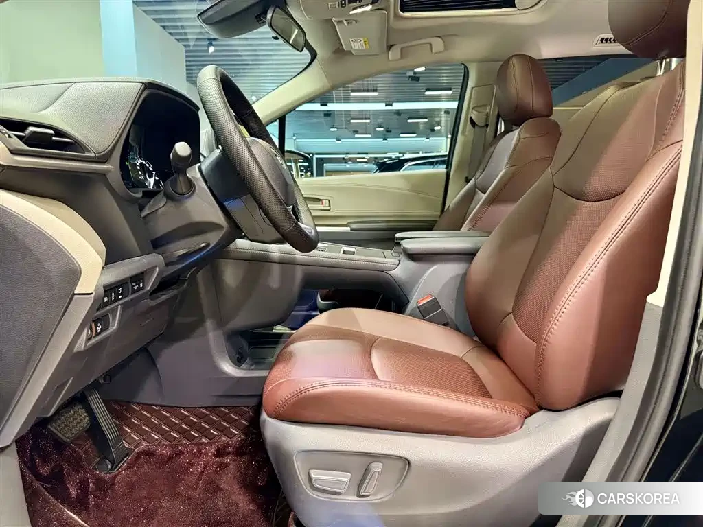 Toyota Sienna id 4599736 из Китая 27