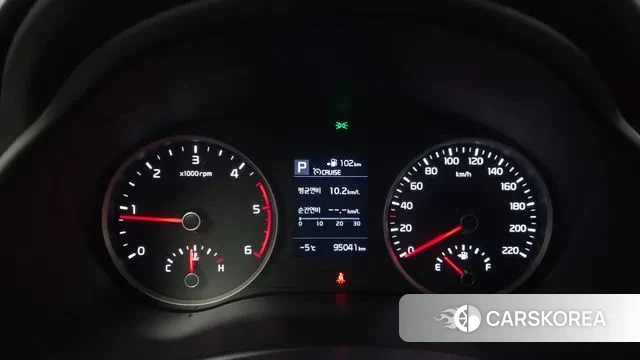 Kia Stonic id 3552921 из Кореи 18