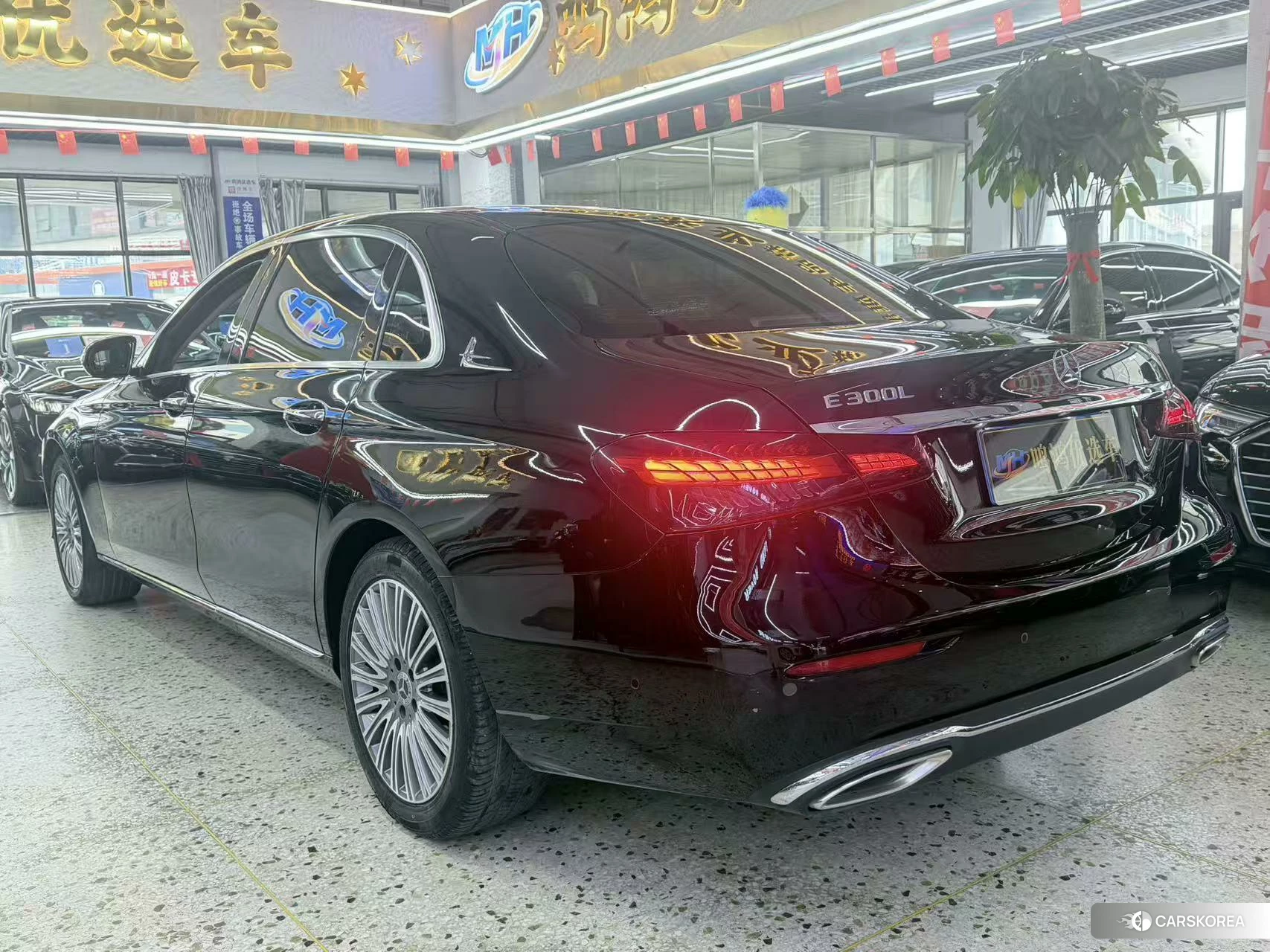 Mercedes-Benz E-Class id 4485416 из Китая 11