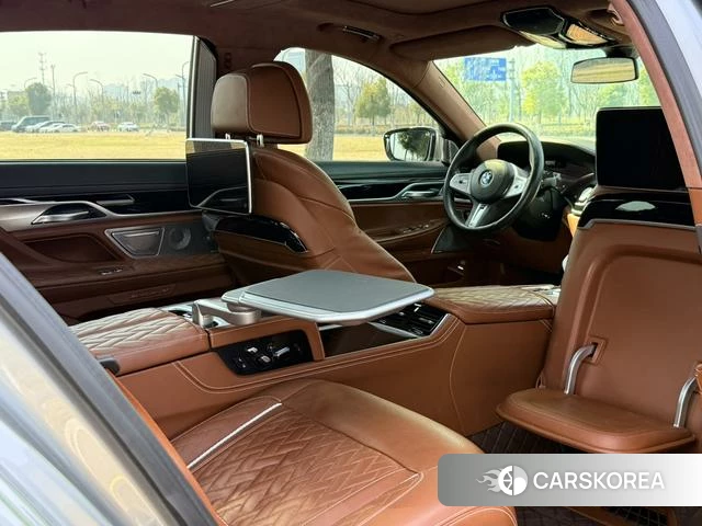 BMW 7 series id 4242298 из Китая 8