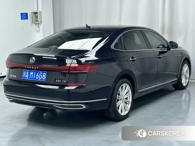 Volkswagen Passat id 4328770 из Китая 8