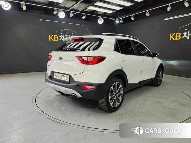 Kia Stonic id 4403626 из Кореи 18
