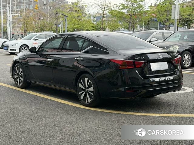 Nissan Teana id 4274560 из Китая 9