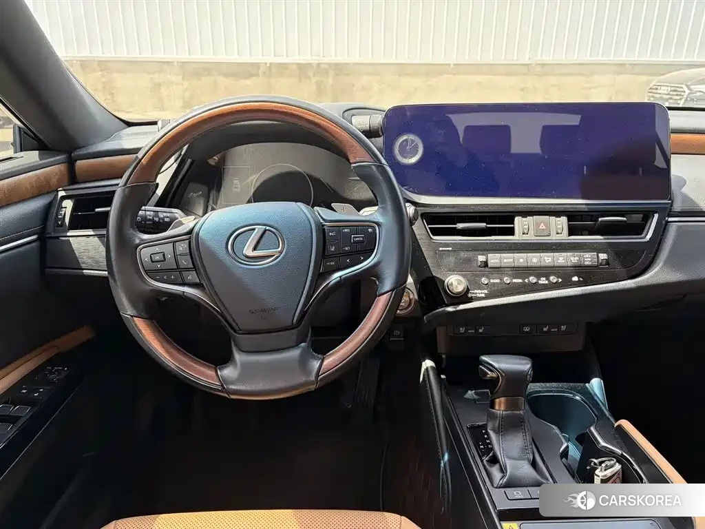 Lexus ES id 4669420 из Китая 18