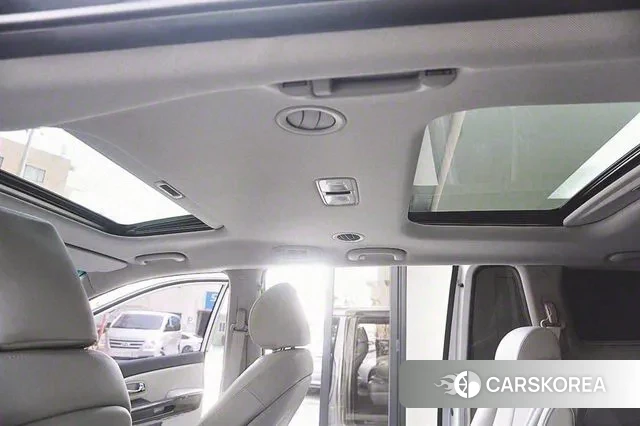 Kia The New Carnival id 2540402 из Кореи 18