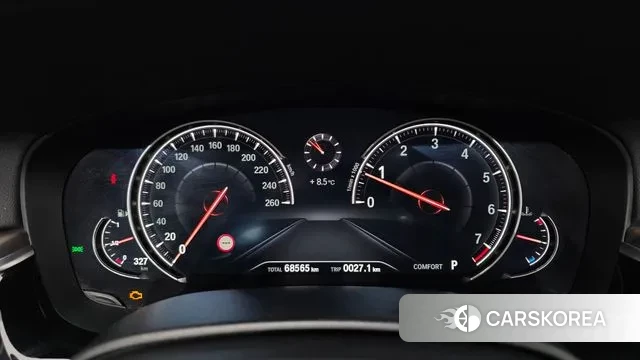 BMW 5 Series (G30) id 3718870 из Кореи 18