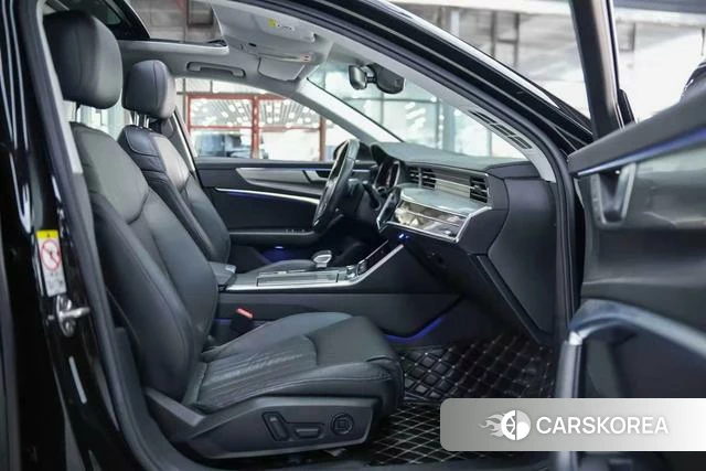 Audi A6L id 4258804 из Китая 11