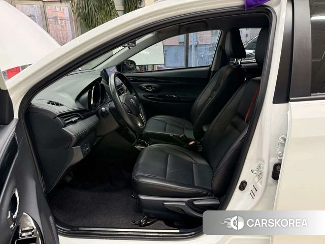 Toyota YARIS L Zhixuan id 4265797 из Китая 19