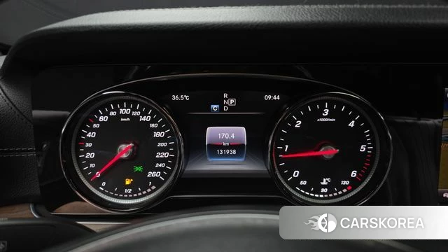 Mercedes-Benz E-Class W213 id 4672772 из Кореи 34